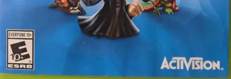 Skylanders: Trap Team, the ESRB box on its front