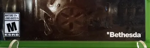 Fallout 4, the ESRB box on its front
