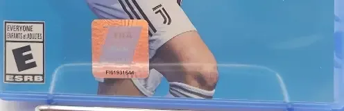 FIFA 19, the ESRB box on its front