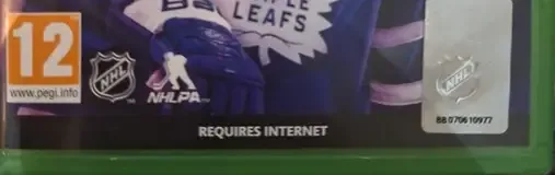 NHL 20, the PEGI square on its front