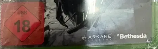 Dishonored, the USK square on its front