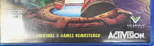 Crash Bandicoot N. Sane Trilogy, the ESRB box on its front