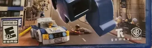 LEGO City Undercover, the ESRB box on its front