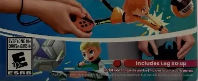 Nintendo Switch Sports, the ESRB box on its front