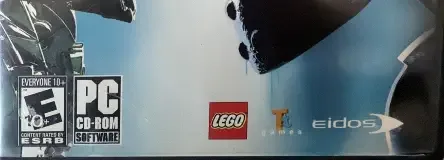 Bionicle Heroes, the ESRB box on its front
