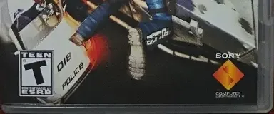 Pursuit Force: Extreme Justice, the ESRB box on its front