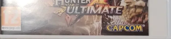 Monster Hunter 4 Ultimate, the USK square on its front