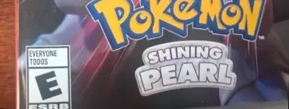 Pokémon Shining Pearl, the ESRB box on its front