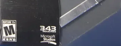 Halo 4, the ESRB box on its front