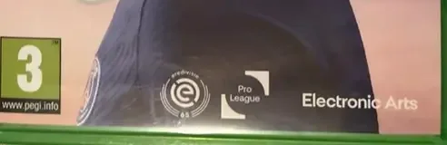 FIFA 22, the PEGI square on its front