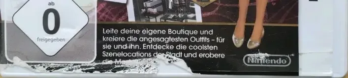 Style Savvy: Trendsetters, the USK square on its front