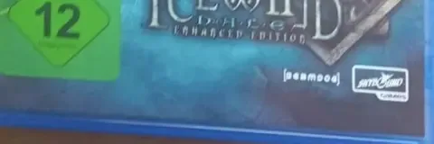 Planescape: Torment and Icewind Dale: Enhanced Editions, the USK square on its front