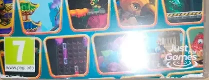 30 in 1 Game Collection Vol. 2, the PEGI square on its front