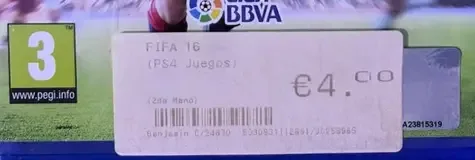 FIFA 16, the PEGI square on its front