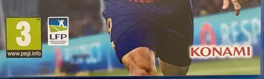 Pro Evolution Soccer 2018, the USK square on its front