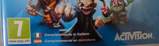 Skylanders: Trap Team, the USK square on its front