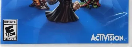 Skylanders: Trap Team, the ESRB box on its front