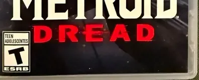 Metroid Dread, the ESRB box on its front