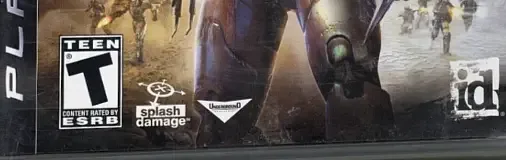 Enemy Territory: Quake Wars, the ESRB box on its front
