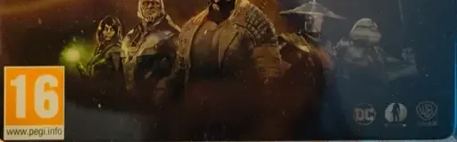 Injustice 2, the USK square on its front