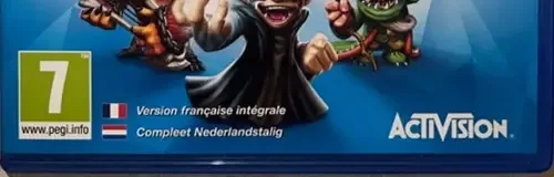 Skylanders: Trap Team, the USK square on its front